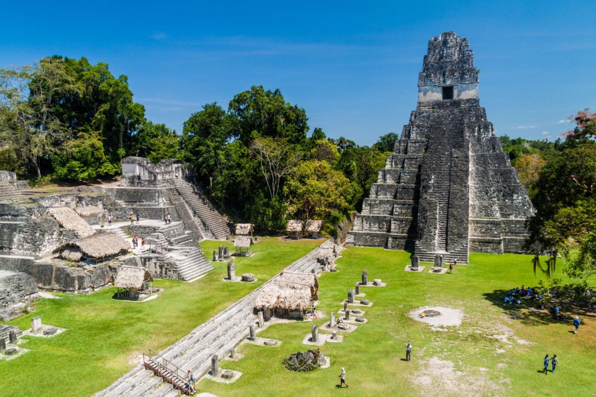 Guía Turística de Tikal